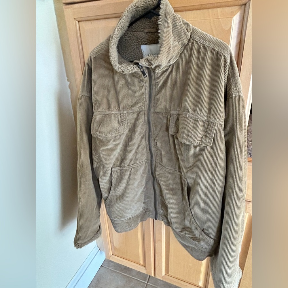 American Eagle Corduroy Sherpa lined jacket